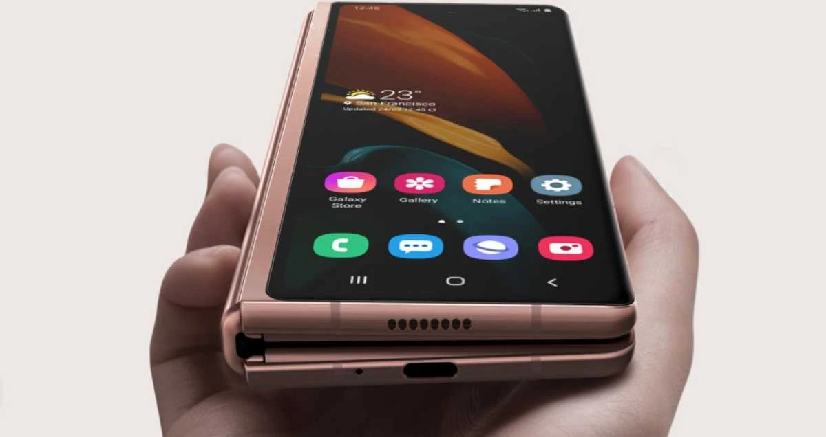 Galaxy Z Fold2 5G Hand