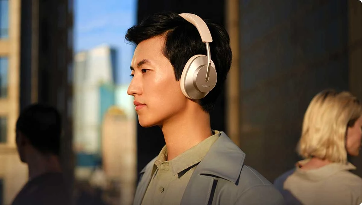 Huawei FreeBuds Studio