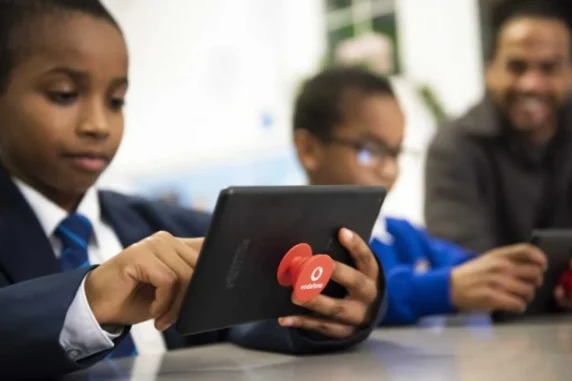 Vodafone schools.connected