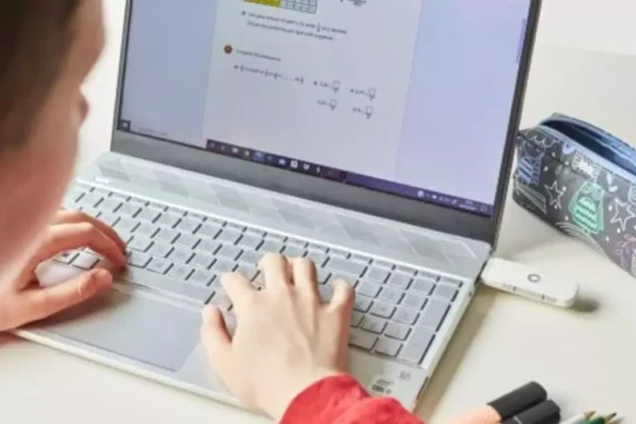 Vodaone Dongle and Laptop