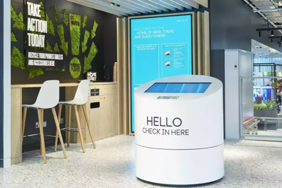 EE Concept Store