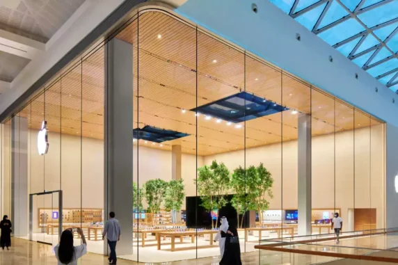 Apple Yas Mall Abu Dhabi