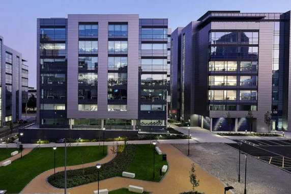 No 3 Capital Square